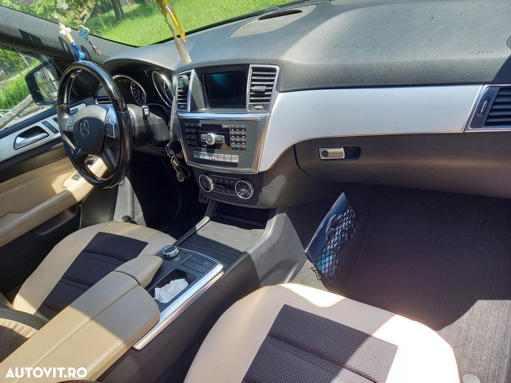 Mercedes-Benz ML 250 BlueTEC 4MATIC Aut - 24