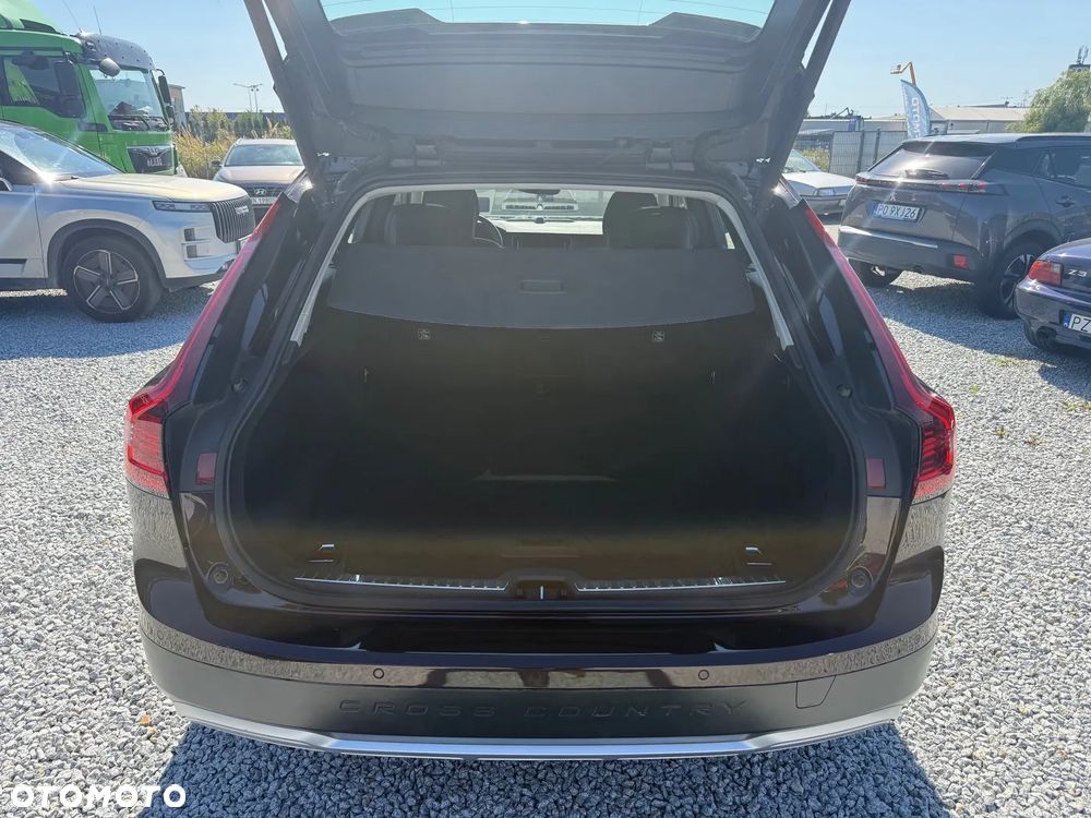 Volvo V90 Cross Country B5 D AWD Pro - 8