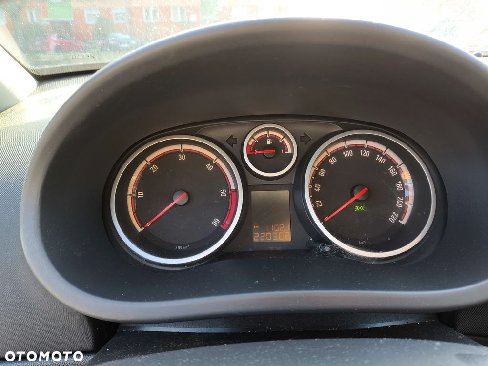 Opel Corsa - 12