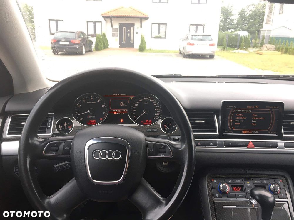 Audi S8 5.2 FSI Quattro - 4