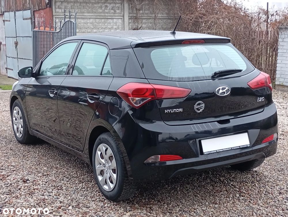 Hyundai i20 1.2 - 10