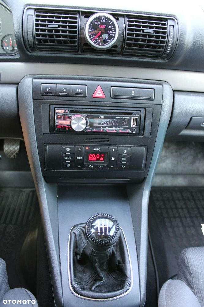 Audi A4 Limousine 1.8T - 26