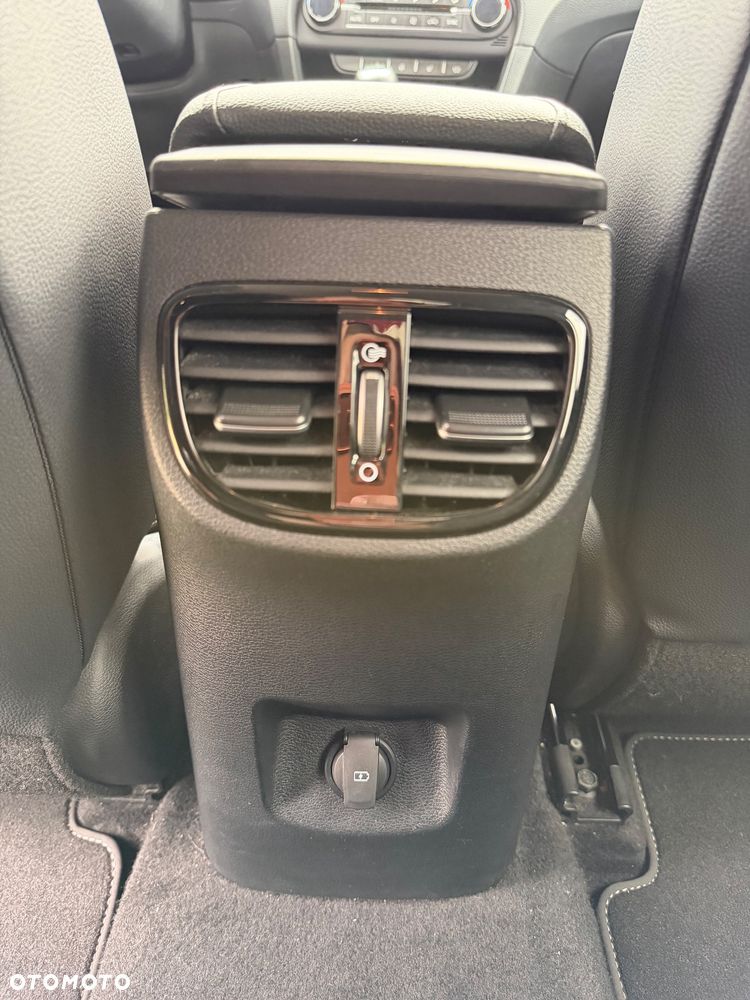 Kia Ceed 1.5 T-GDI Business Line - 13