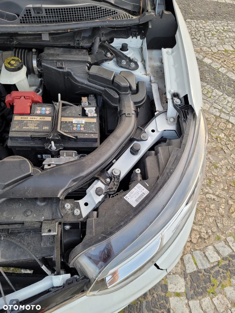 Renault Kadjar TCe 160 EDC GPF BLACK EDITION - 40
