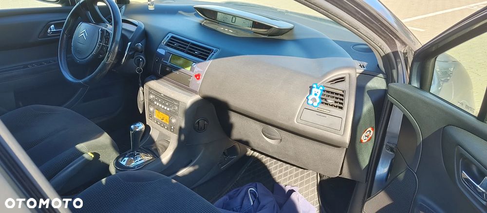 Citroën C4 1.6 HDi FAP EGS6 Confort - 6
