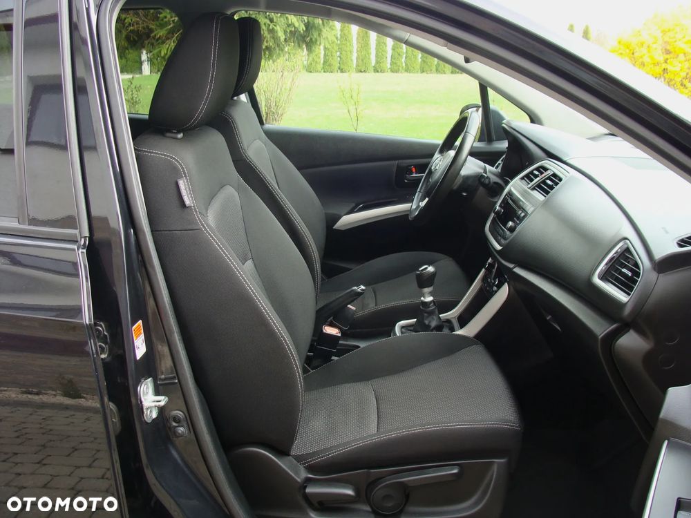 Suzuki SX4 S-Cross 1.6 DDiS 4x4 Comfort+ - 10