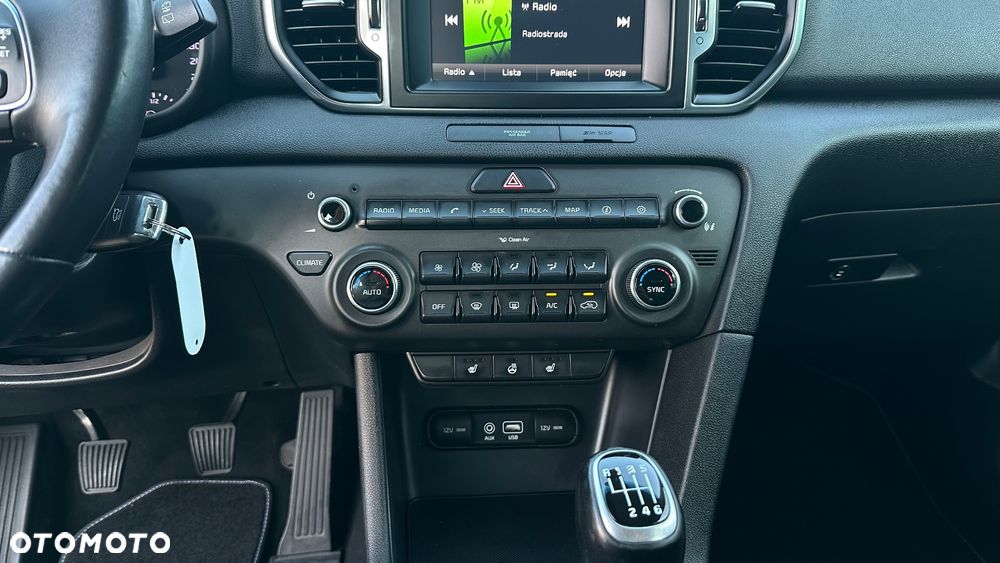 Kia Sportage 1.6 GDI 2WD Black Edition - 8