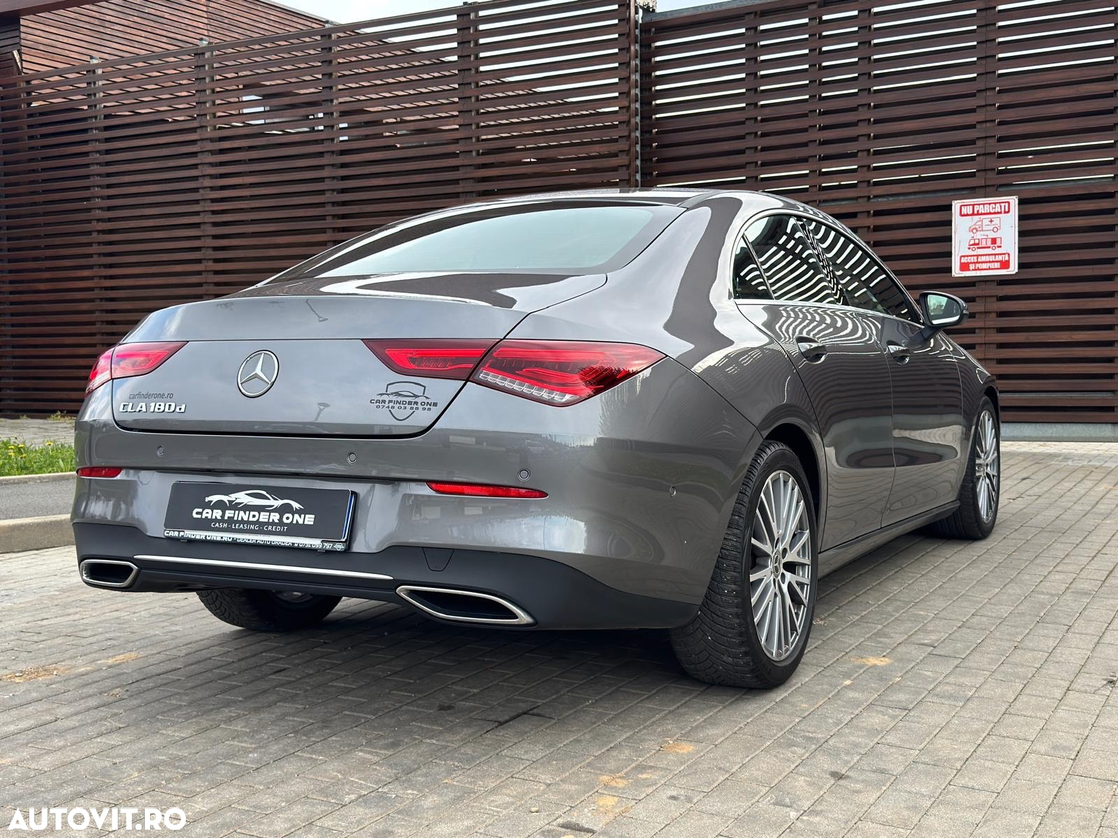 Mercedes-Benz CLA - 4