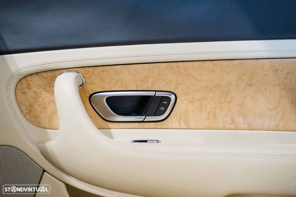 Bentley Continental GT - 22