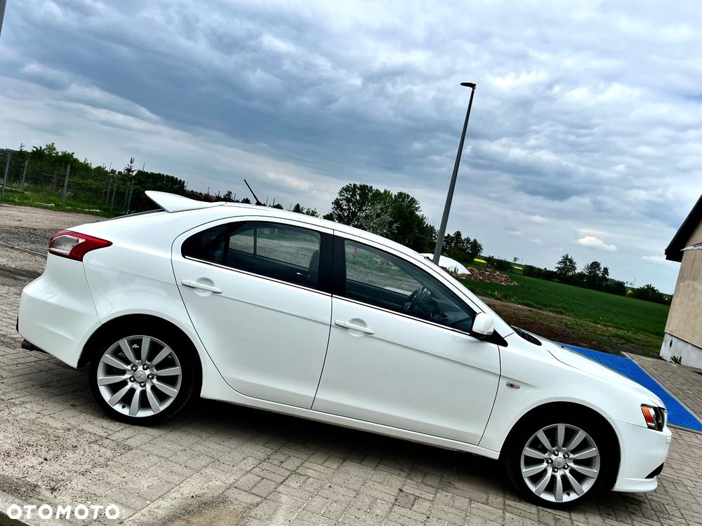 Mitsubishi Lancer 1.8 Intense - 7