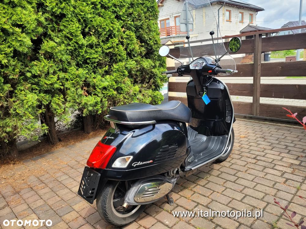 Piaggio Vespa - 14