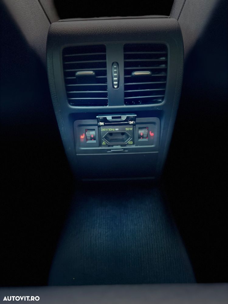 Volkswagen Passat CC - 30