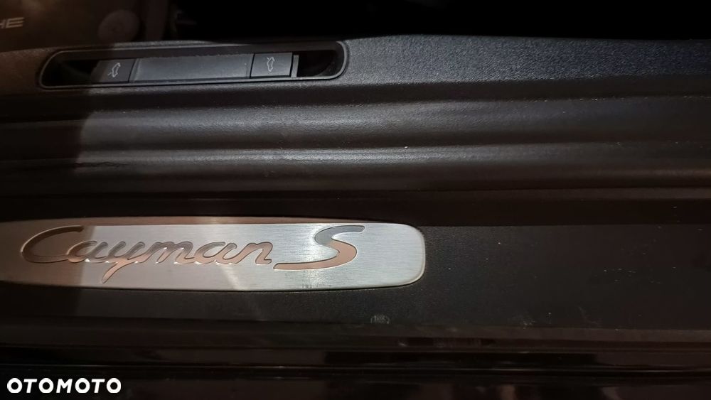 Porsche Cayman - 13