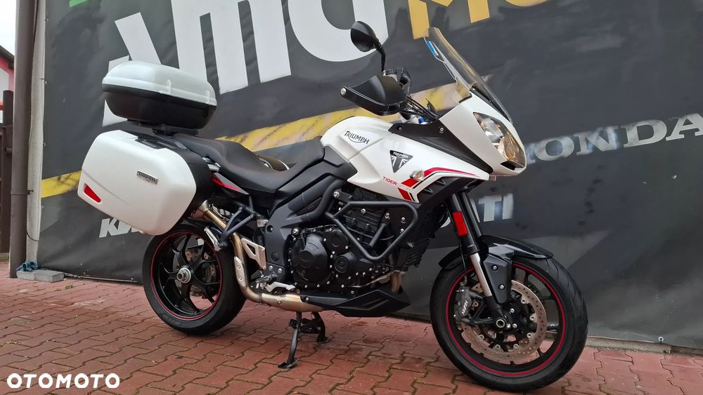 Triumph Tiger - 5