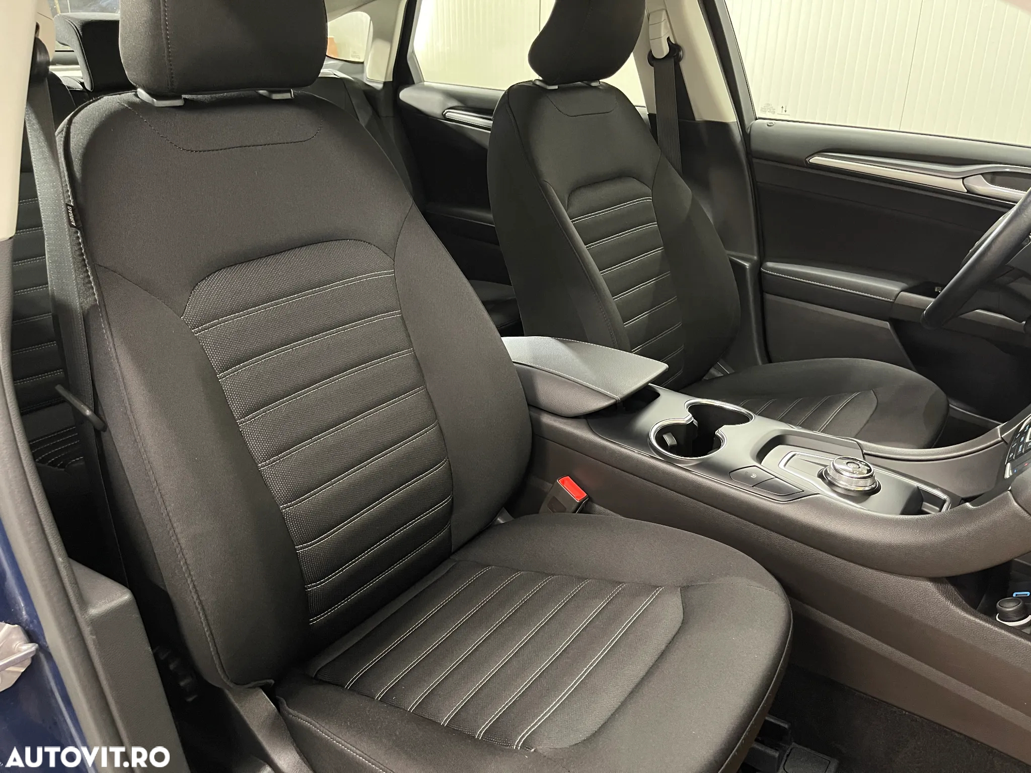 Ford Mondeo 2.0 TDCi Powershift Trend - 9