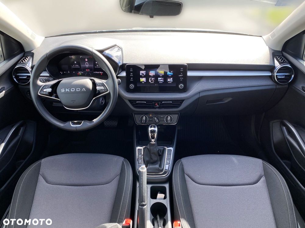Skoda Fabia - 11