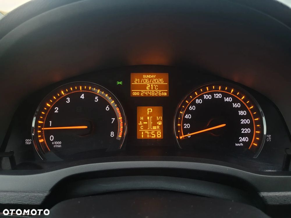 Toyota Avensis 2.0 Prestige NAVI MS - 26