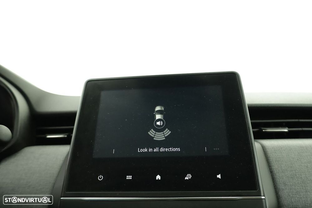 Renault Clio 1.0 TCe Evolution - 11