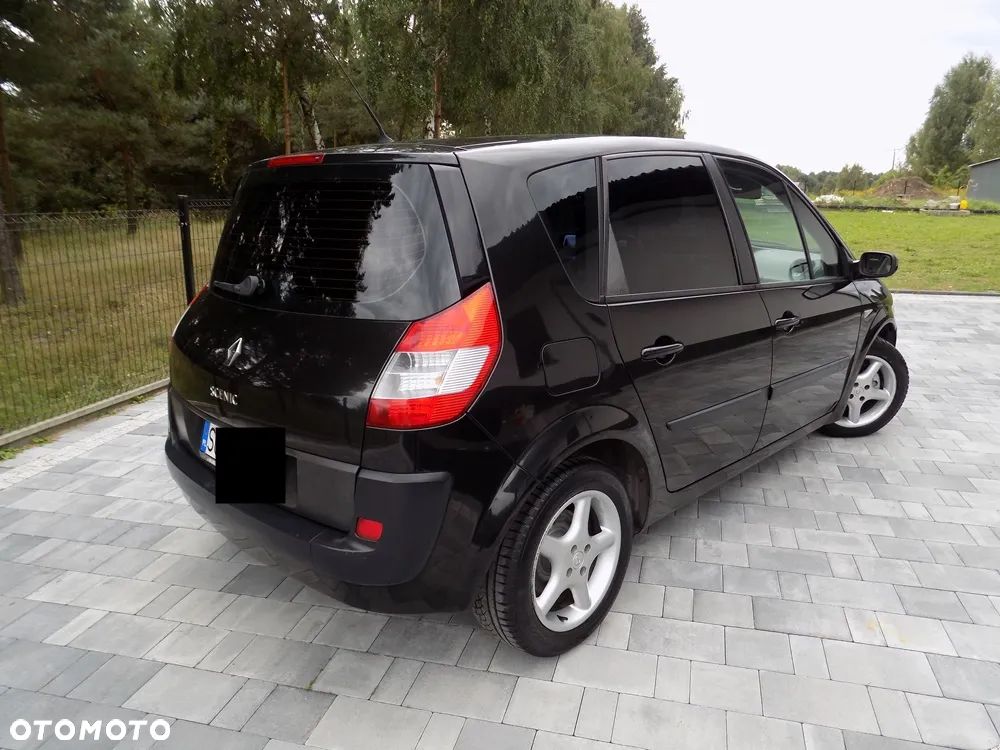 Renault Scenic 1.6 16V Avantage - 9