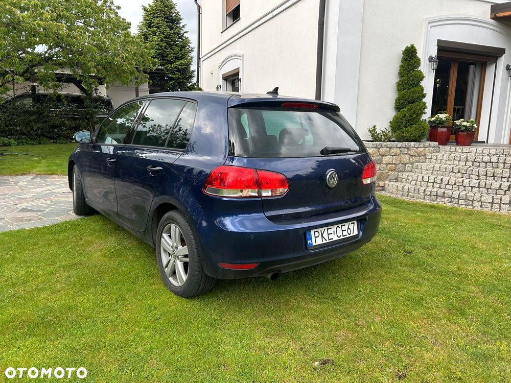 Volkswagen Golf 1.6 TDI Highline - 4