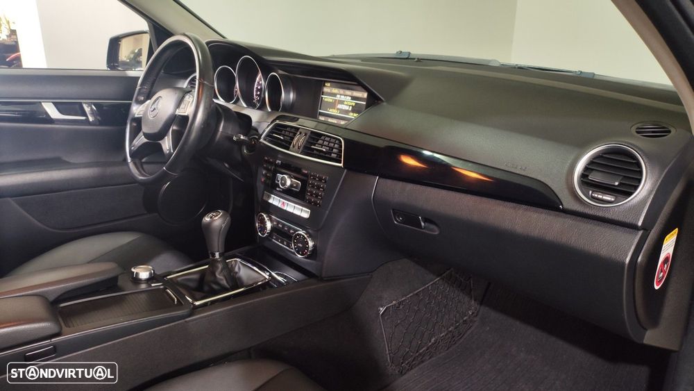 Mercedes-Benz C 200 CDi Elegance BE - 13