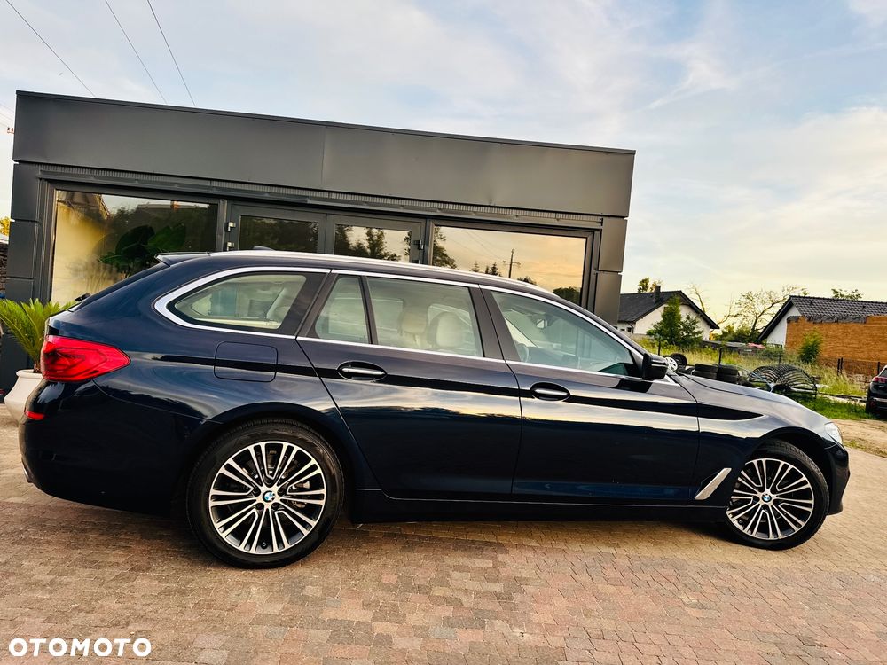 BMW Seria 5 520d Luxury Line sport - 3