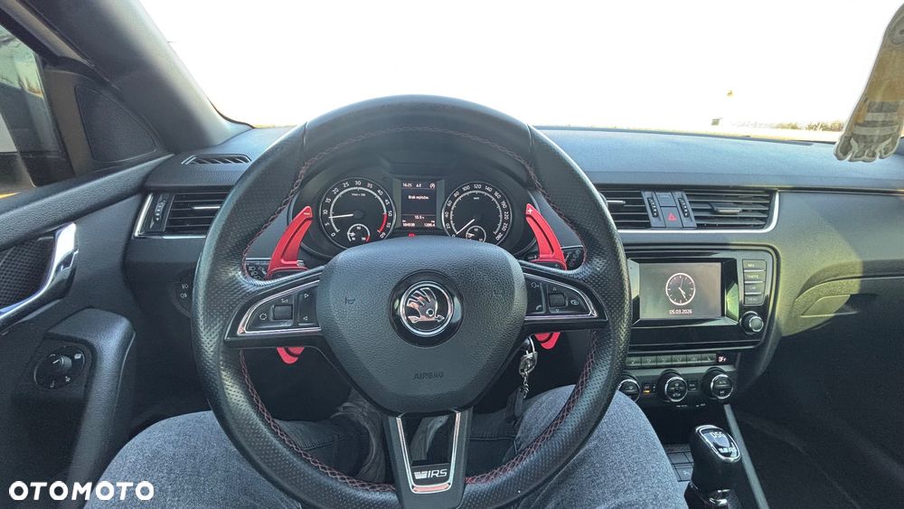 Skoda Octavia 2.0 TDI RS DSG - 15