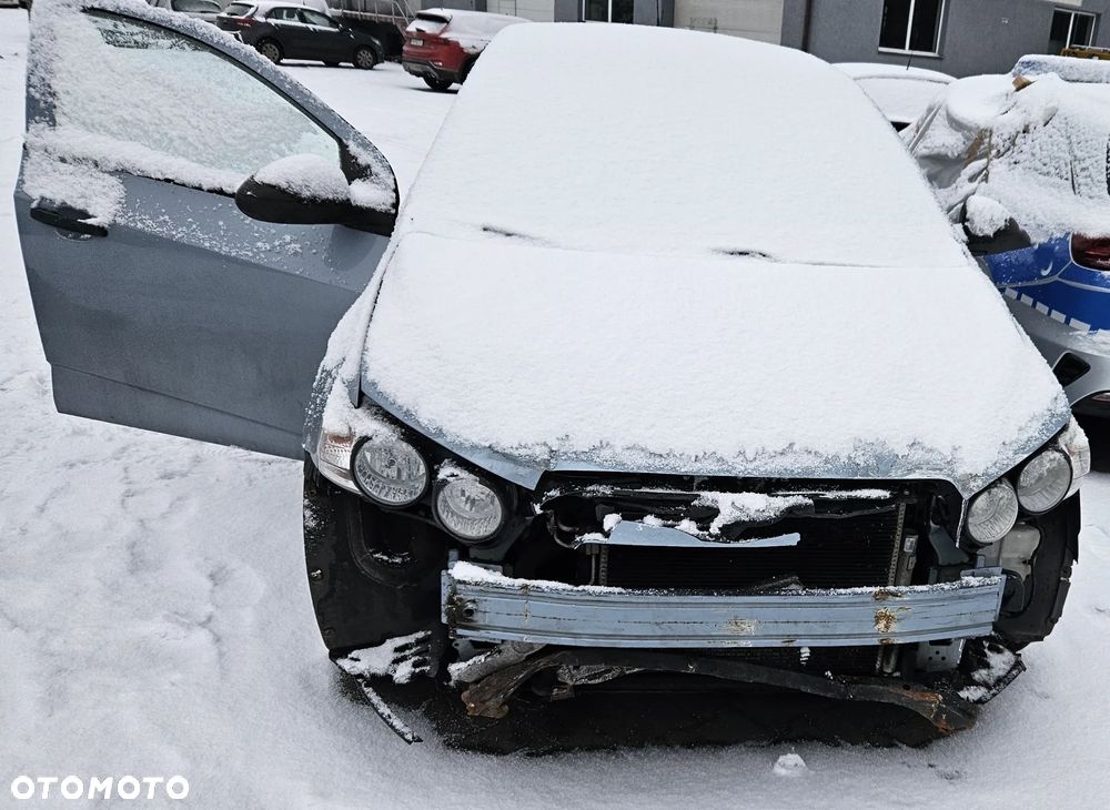 Chevrolet Aveo 1.2 LS+ - 1