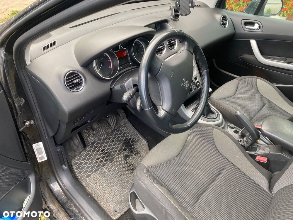 Peugeot 308 1.6 e-HDi Active STT - 12