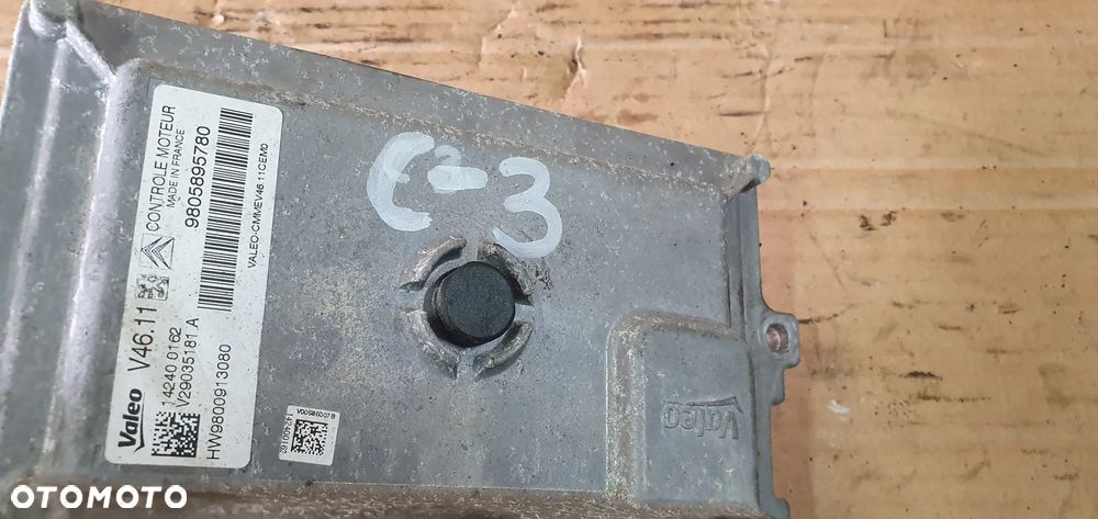 Sterownik komputer silnika Citroen C3 II 1.0 VTI 9805895780 - 6