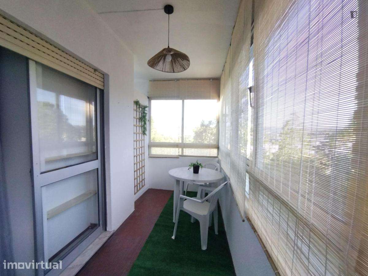 Quarto - localizado em Baixa de Santa Clara Coimbra - Grande imagem: 5/12