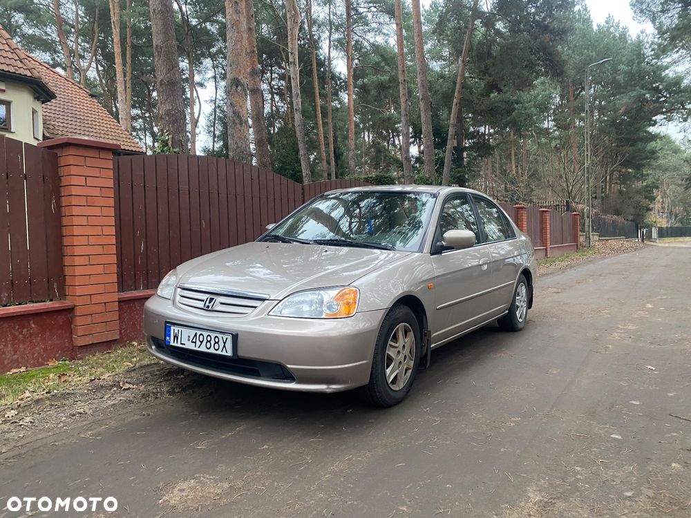 Honda Civic 1.6i ES - 1