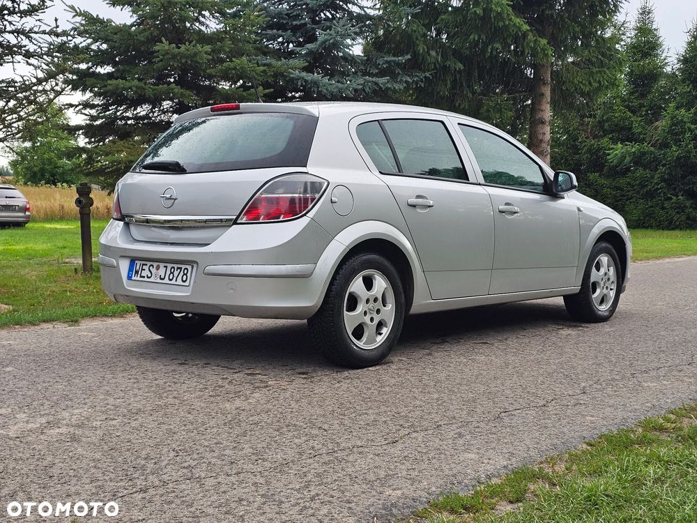 Opel Astra 1.6 ecoFLEX Start/Stop - 27