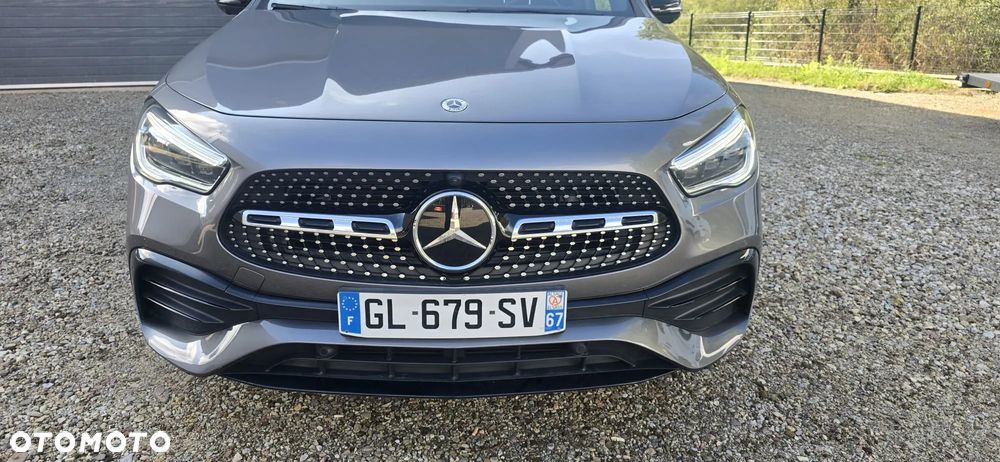 Mercedes-Benz GLA 200 Business Edition - 3