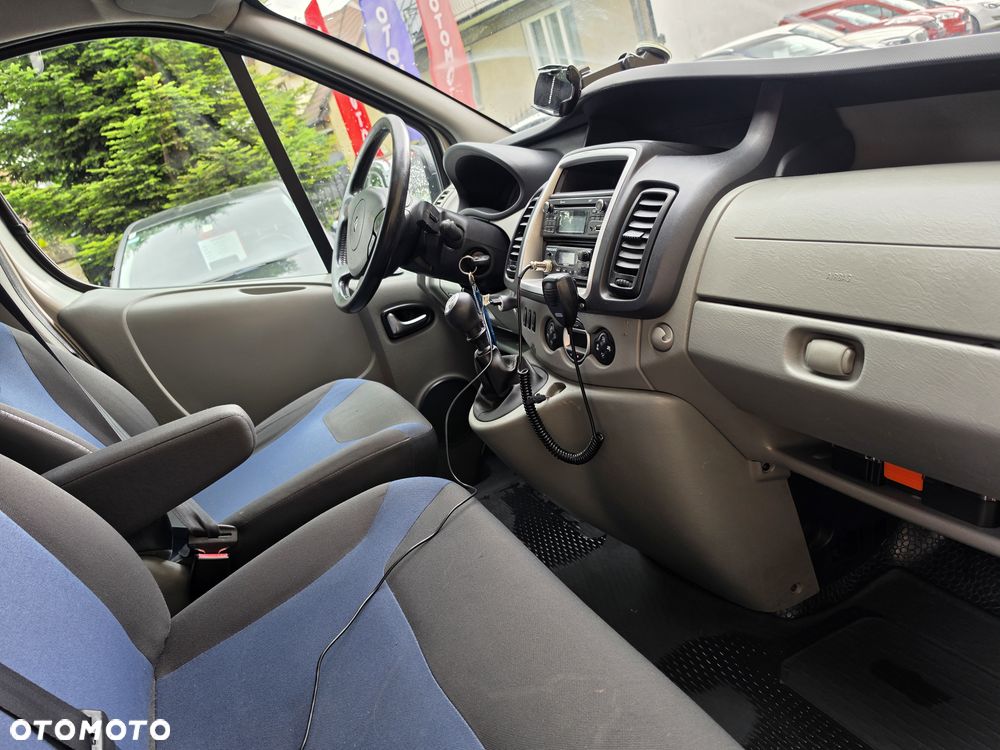 Renault Trafic - 32