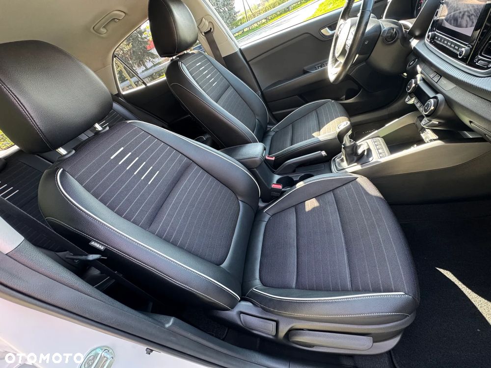 Kia Rio 1.0 T-GDI 120 Mild-Hybrid GT Line - 29