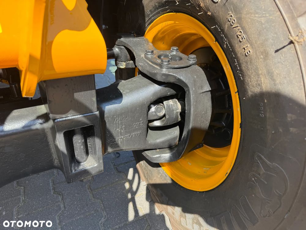 JCB 527-55 - 23