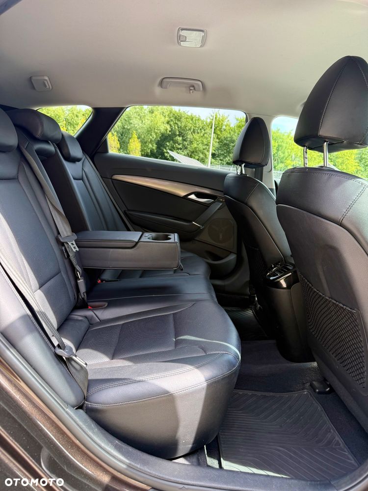 Hyundai i40 1.7 CRDi Premium DCT - 16