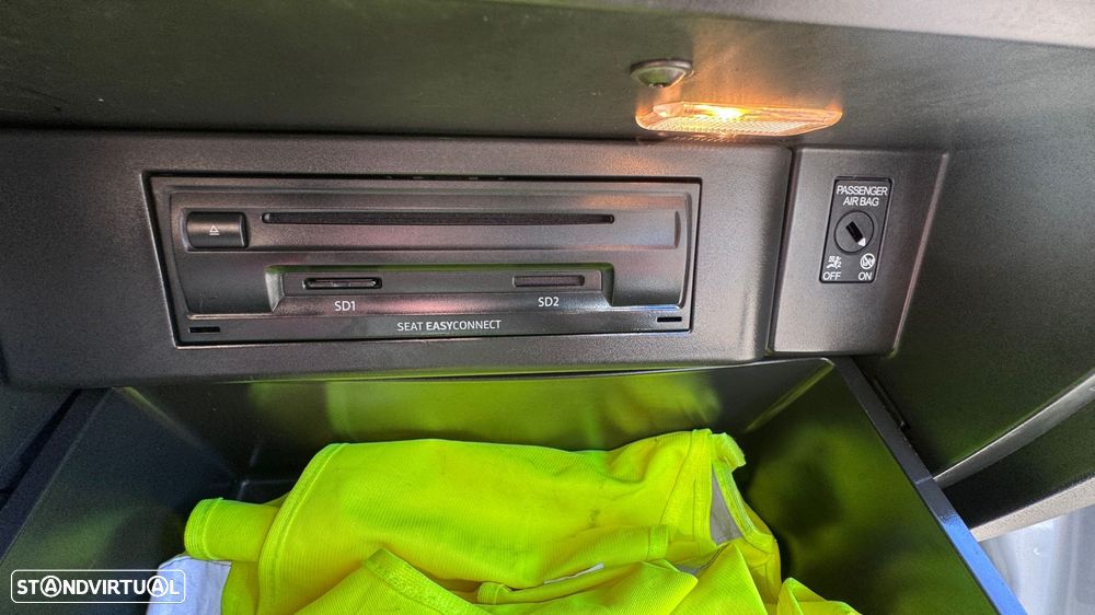 SEAT Leon 1.6 TDI Reference Ecomotive - 33