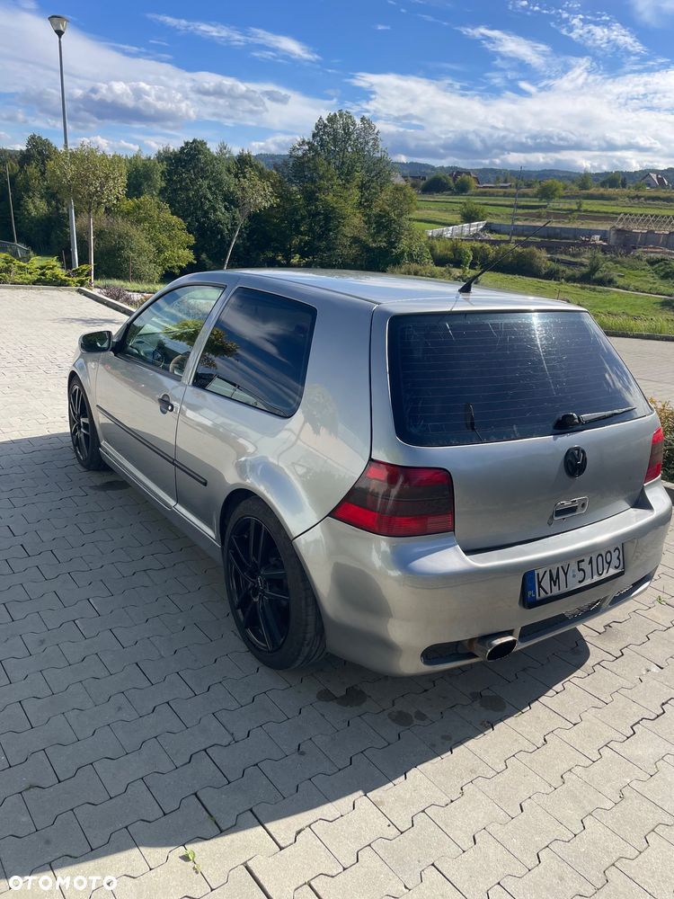 Volkswagen Golf - 12