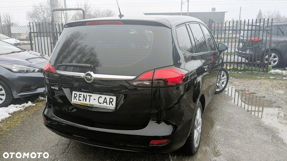 Opel Zafira - 10