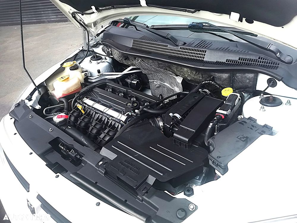 Dodge Caliber 2.0 CVT SE - 22