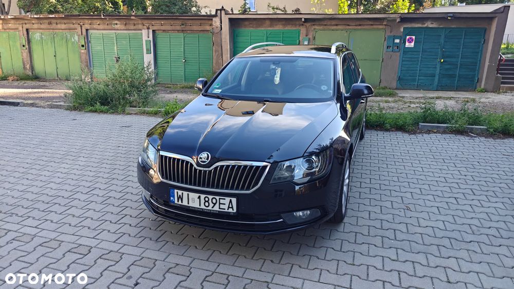 Skoda Superb 2.0 TDI Elegance DSG - 2