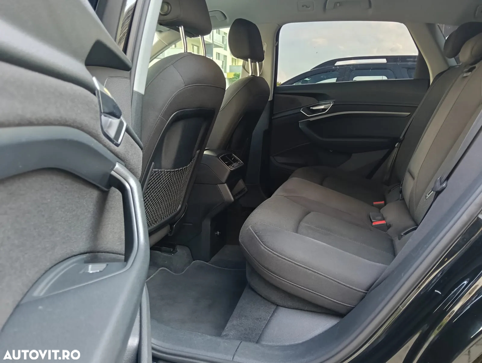 Audi e-tron 55 quattro advanced - 10