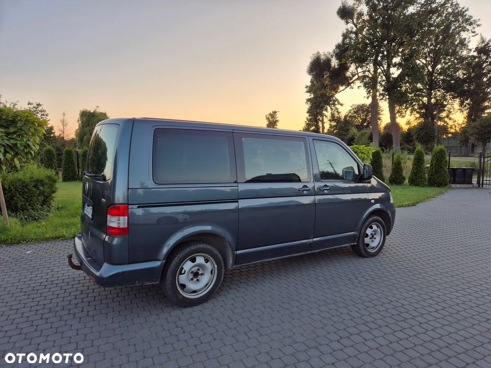 Volkswagen Caravelle L1 - 15
