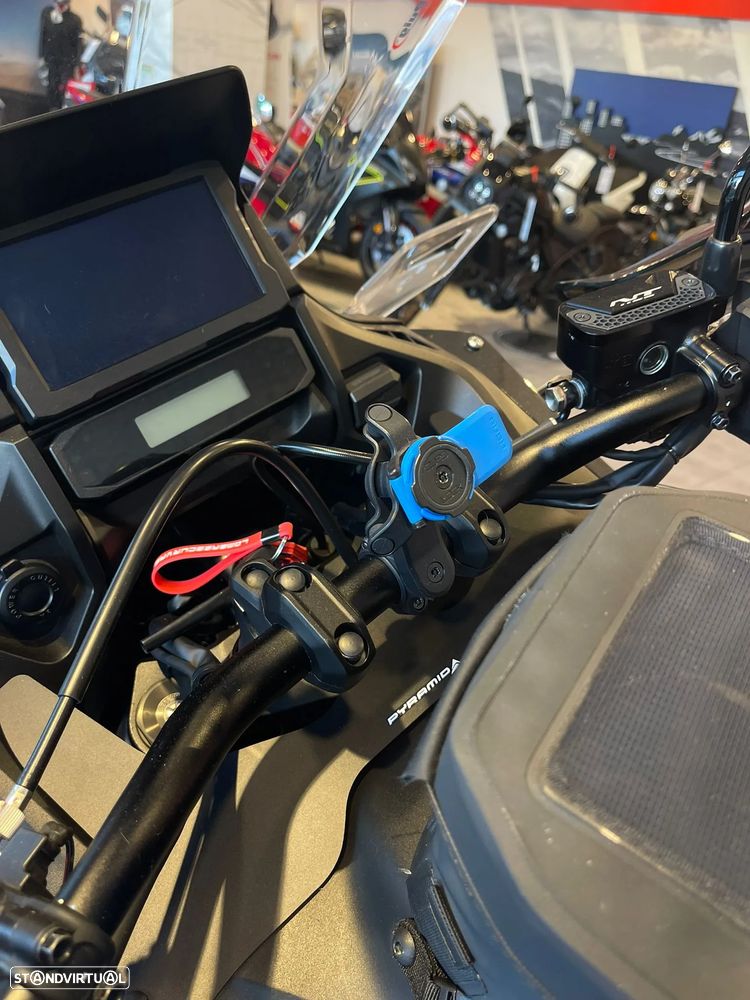 Honda NT 1100 - 5