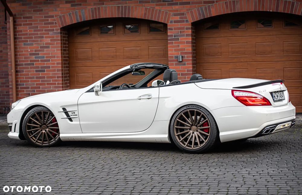 Mercedes-Benz SL 63 AMG AMG Speedshift MCT 7-Gang Sportgetriebe AMG Performance Package - 11