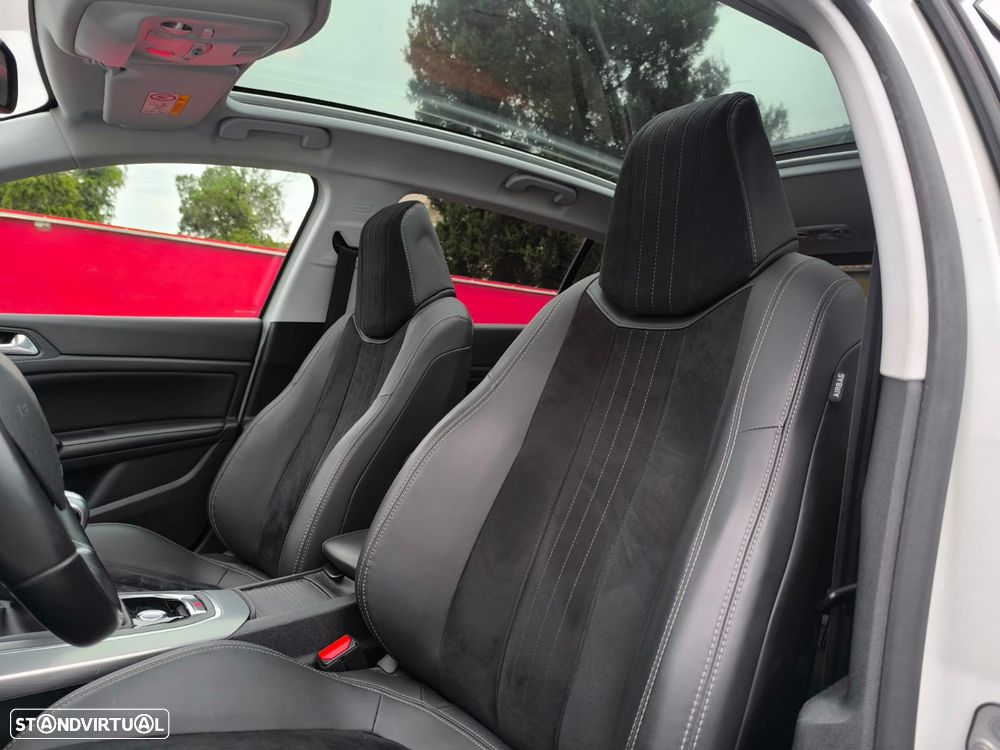 Peugeot 308 PureTech 130 GPF Stop & Start Allure - 23