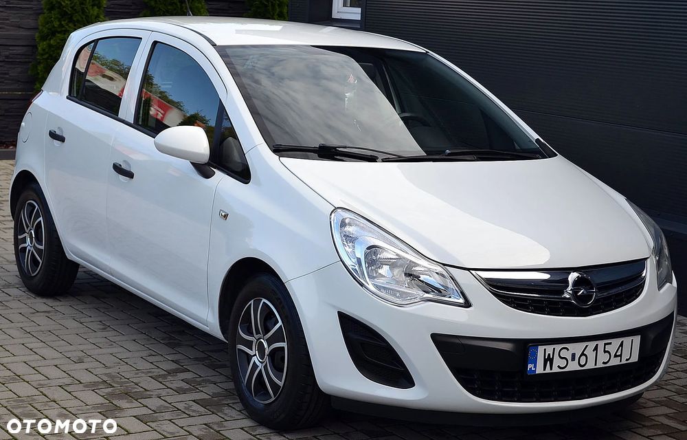 Opel Corsa 1.2 16V Edition / Active - 1