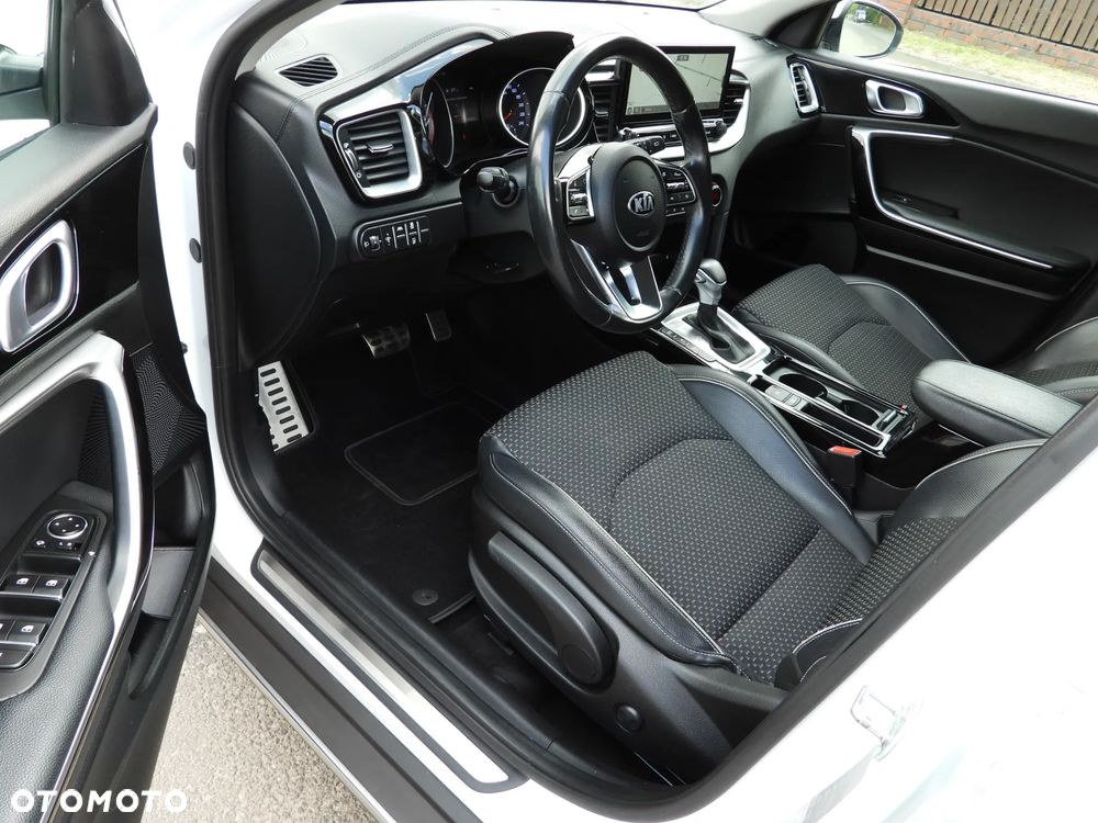 Kia XCeed - 3